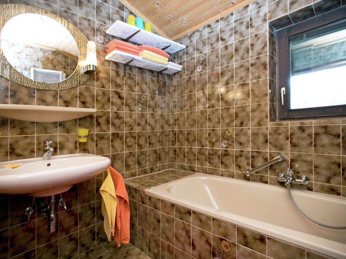 Cozy Chalet in Leogang Salzburg with Garden Exterior foto