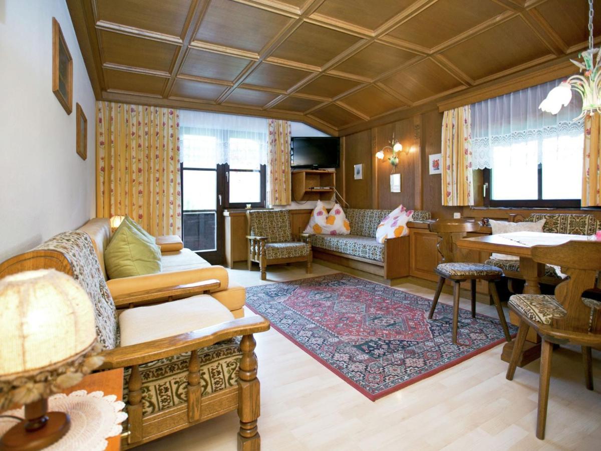 Cozy Chalet in Leogang Salzburg with Garden Exterior foto