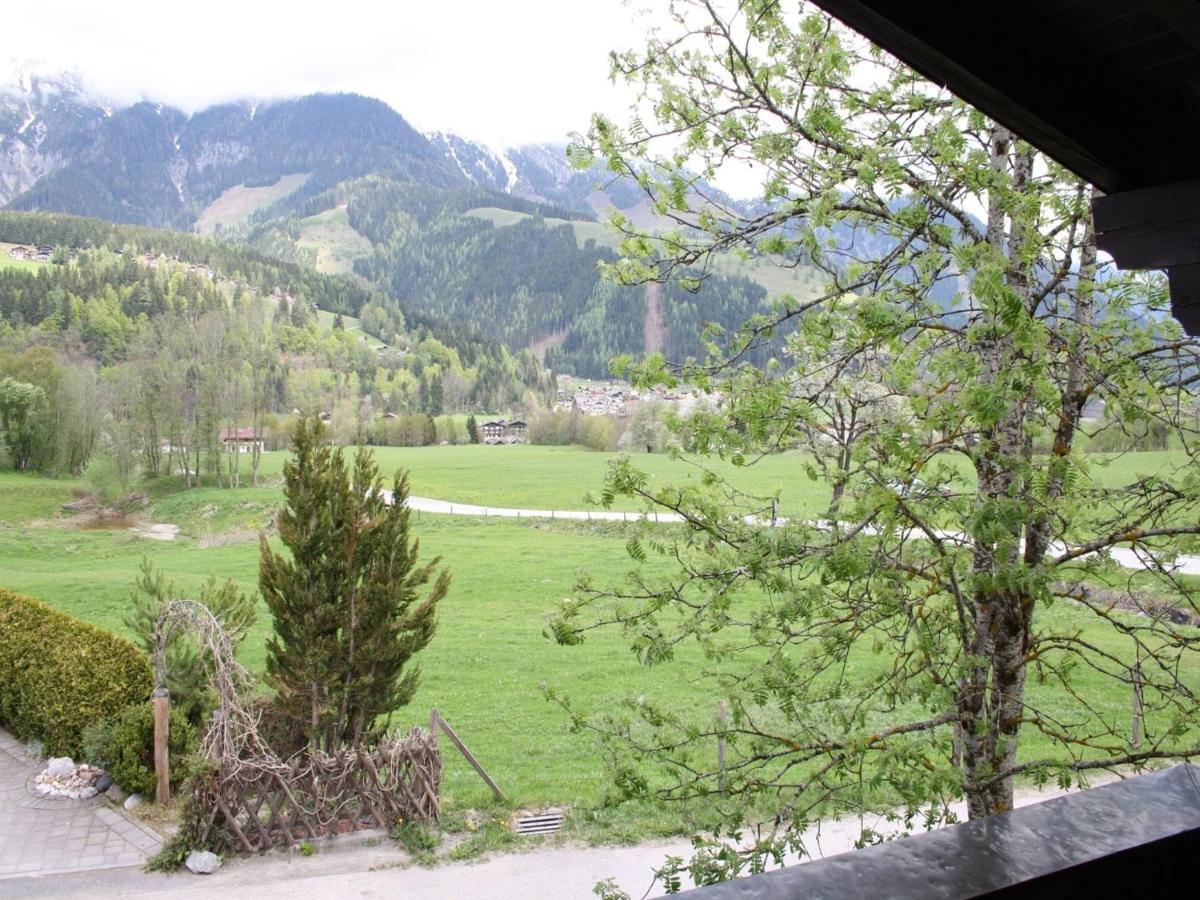 Cozy Chalet in Leogang Salzburg with Garden Exterior foto