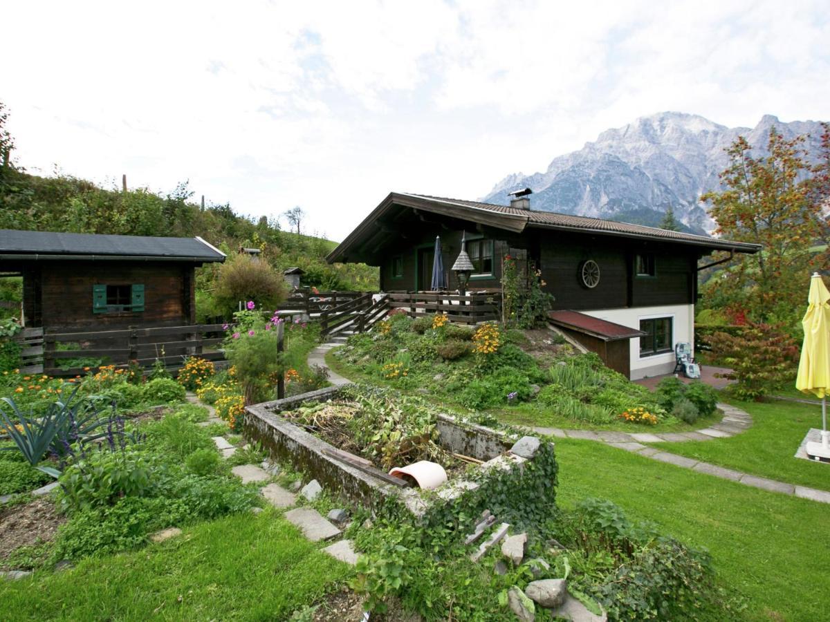 Cozy Chalet in Leogang Salzburg with Garden Exterior foto